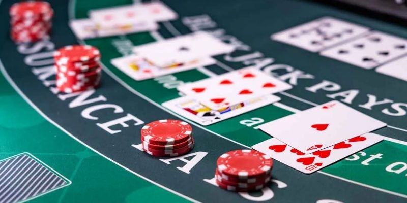 Thời gian nên và không nên rút thêm bài trong blackjack casino